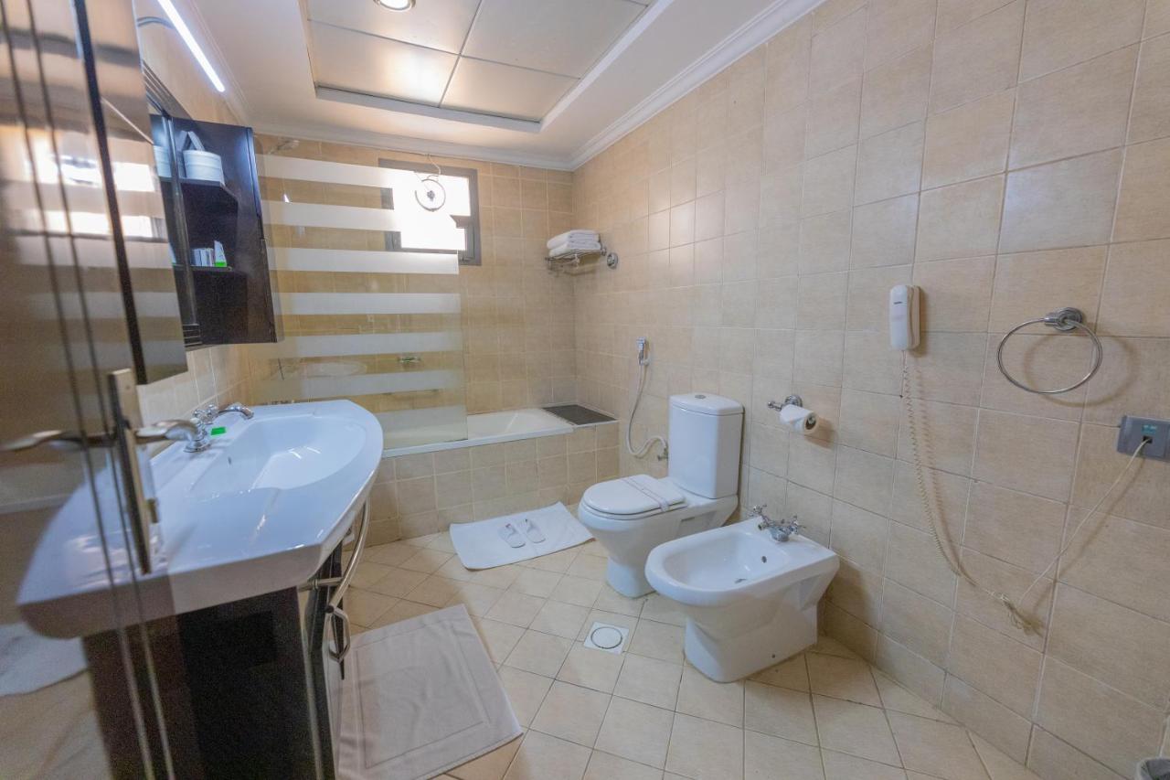 Ewan Ajman Suites Hotel Exterior photo