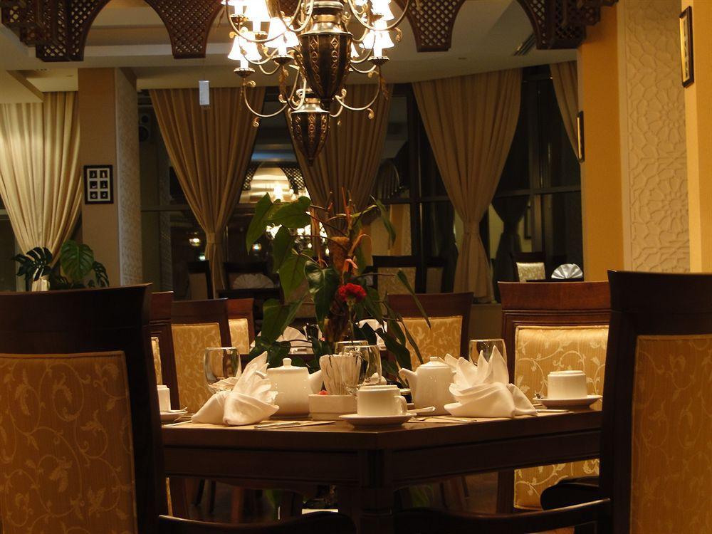 Ewan Ajman Suites Hotel Exterior photo