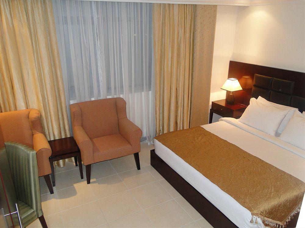 Ewan Ajman Suites Hotel Exterior photo