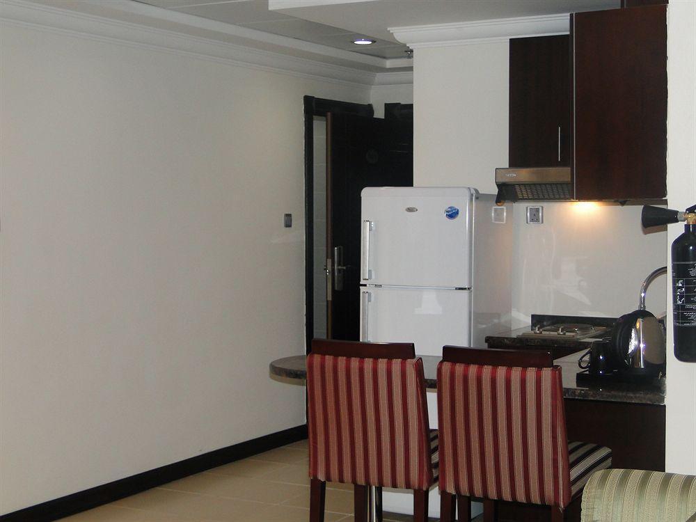 Ewan Ajman Suites Hotel Exterior photo