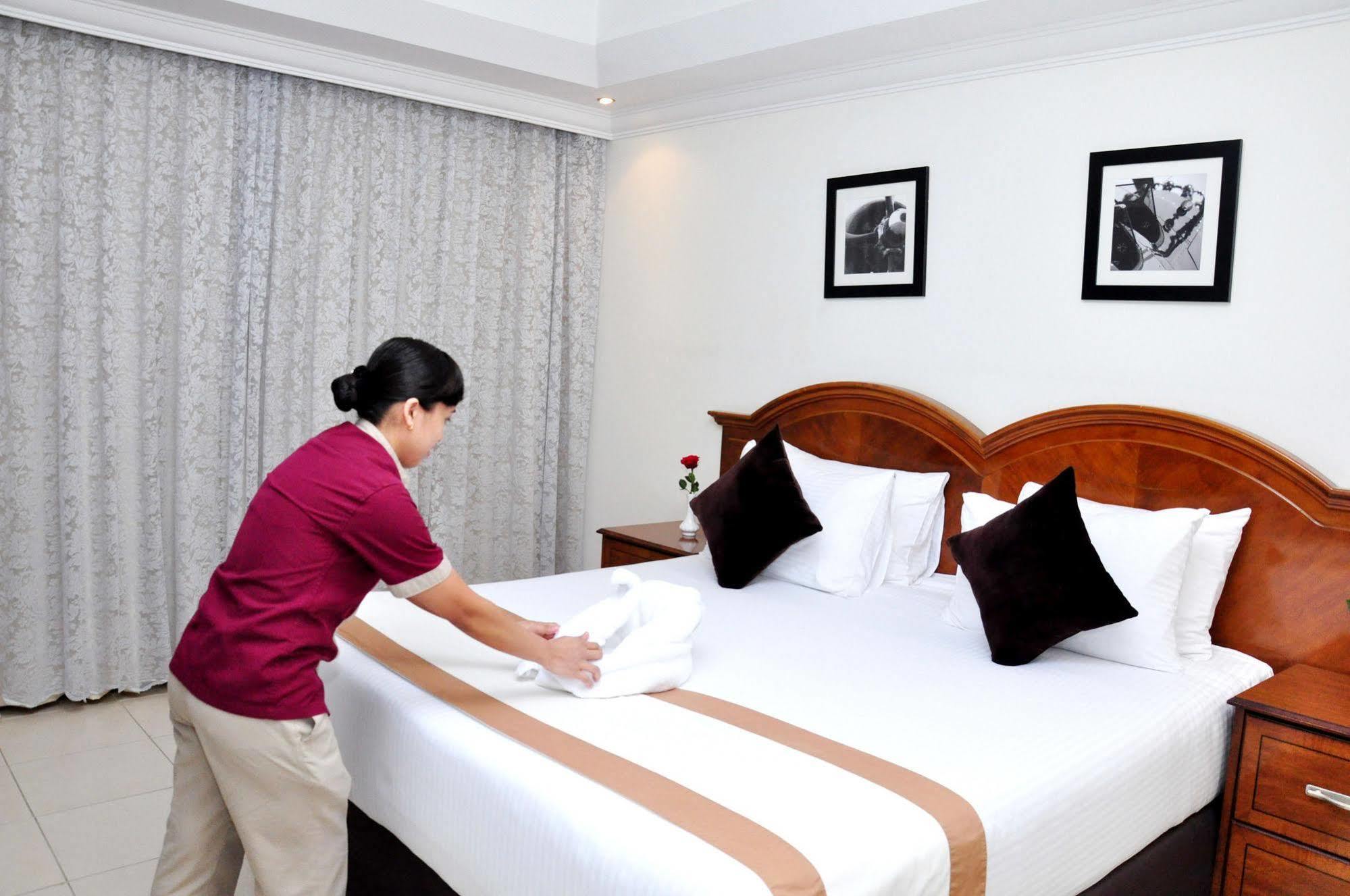 Ewan Ajman Suites Hotel Exterior photo